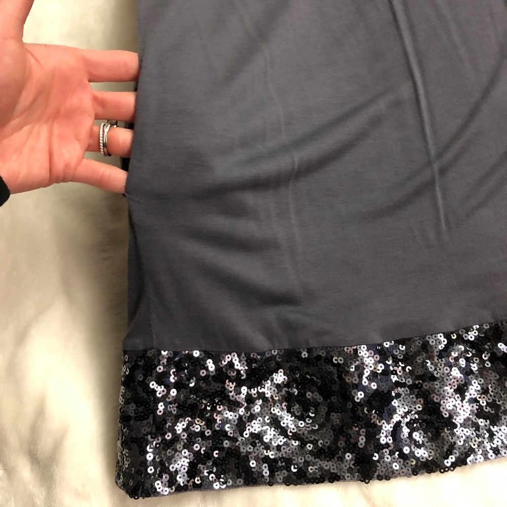 Express dress - Picture 4 of 5
